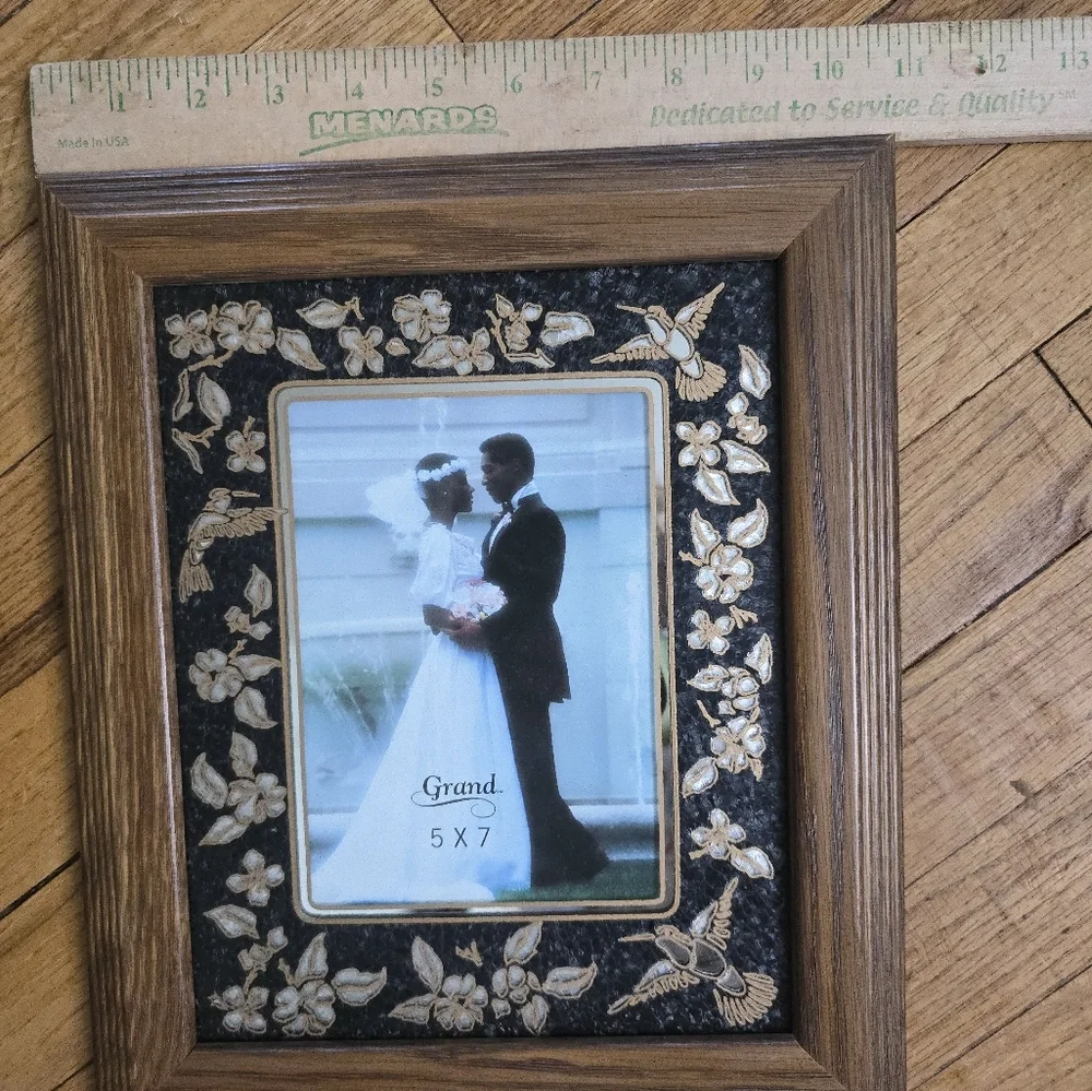 Vintage Grand 5x7 Wood Etched Glass Picture Frame Hummingbirds Flowers